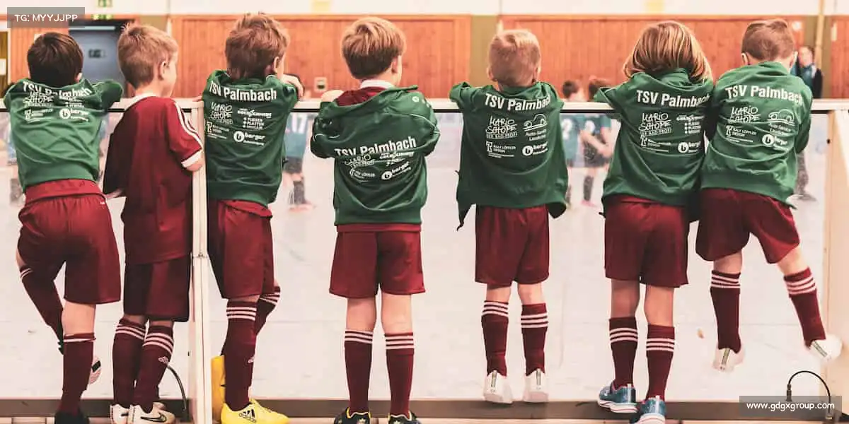 <strong>mk体育</strong>篮球划过弧线，入网的瞬间，是热血与青春的碰撞🏀